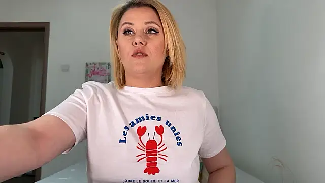 Flawlessxx online show from February 19, 10:23 am