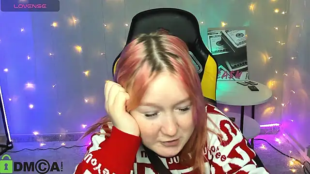 Sara Robinson online show from February 5, 4:25 pm