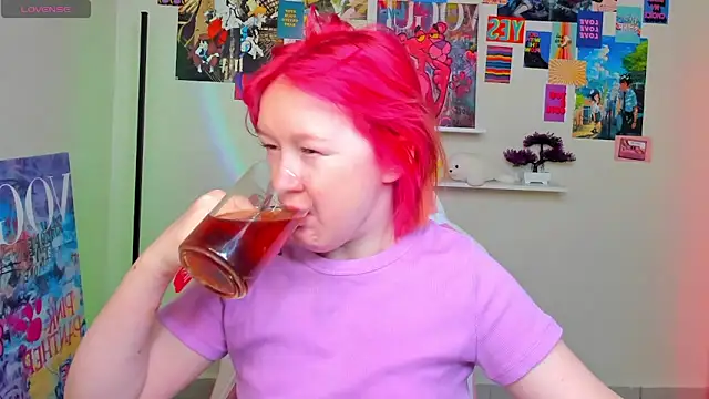 Sara Robinson online show from March 18, 2:58 am