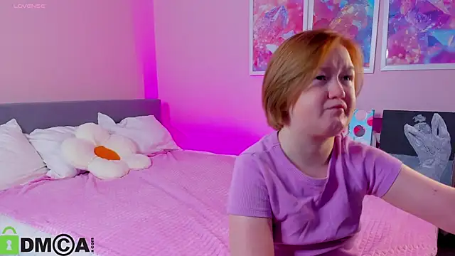 Sara Robinson online show from November 12, 2:56 am