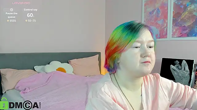 Sara Robinson online show from November 26, 2:45 am