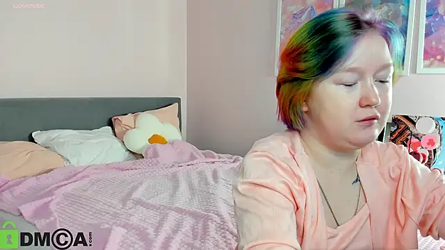 Sara Robinson online show from November 27, 3:08 am