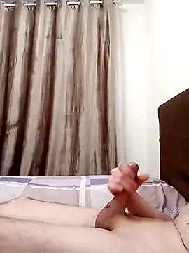 Grifon1973 online show from February 1, 2:02 pm