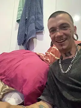 Seebohm1111 online show from December 28, 12:57 am