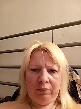 Lauri scherri online show from April 19, 11:51 pm