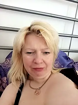 Snapshot of Lauri_scherri chatting on May 16, 10:36 am Lauri scherri online show from May 16, 10:36 am