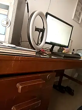 Snapshot of Dangerouspassion777 chatting on January 25, 8:10 pm Dangerouspassion777 online show from January 25, 8:10 pm