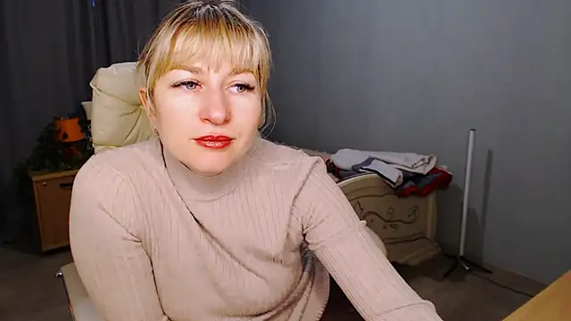 Snapshot of Incredible_Ariela chatting on January 16, 10:21 am Incredible Ariela online show from January 16, 10:21 am