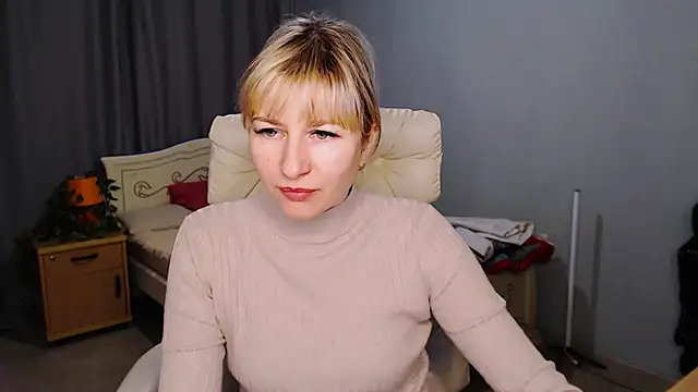 Snapshot of Incredible_Ariela chatting on January 16, 1:25 pm Incredible Ariela online show from January 16, 1:25 pm