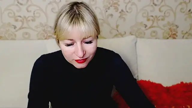 Snapshot of Incredible_Ariela chatting on January 17, 12:52 pm Incredible Ariela online show from January 17, 12:52 pm