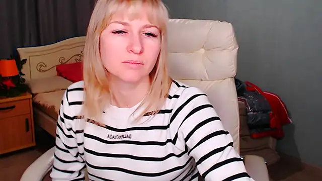 Snapshot of Incredible_Ariela chatting on January 18, 12:36 pm Incredible Ariela online show from January 18, 12:36 pm