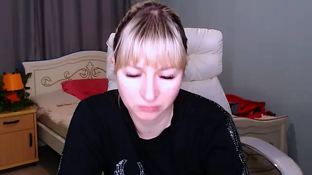 Snapshot of Incredible_Ariela chatting on January 26, 12:01 pm Incredible Ariela online show from January 26, 12:01 pm