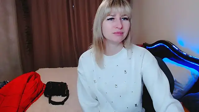 Snapshot of Incredible_Ariela chatting on January 27, 10:49 am Incredible Ariela online show from January 27, 10:49 am