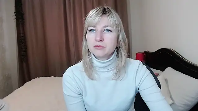 Snapshot of Incredible_Ariela chatting on February 6, 11:10 am Incredible Ariela online show from February 6, 11:10 am