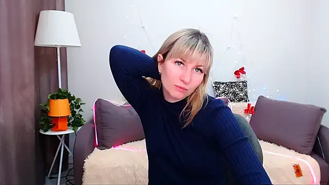 Snapshot of Incredible_Ariela chatting on March 22, 12:14 pm Incredible Ariela online show from March 22, 12:14 pm