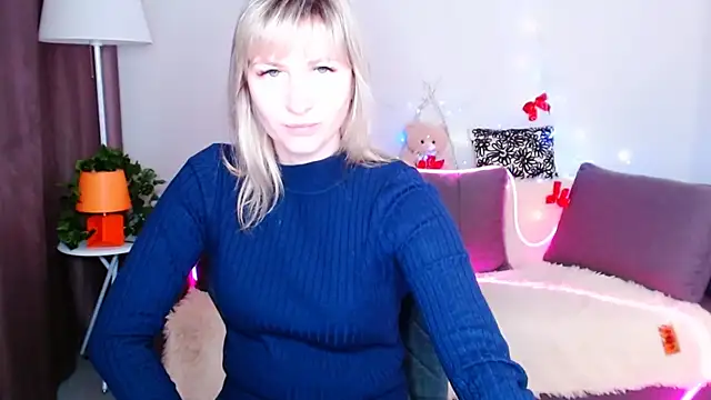 Snapshot of Incredible_Ariela chatting on March 22, 3:20 pm Incredible Ariela online show from March 22, 3:20 pm