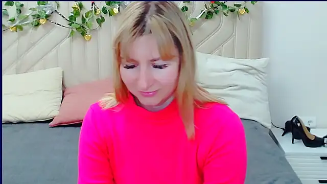 Incredible Ariela online show from April 18, 8:51 am