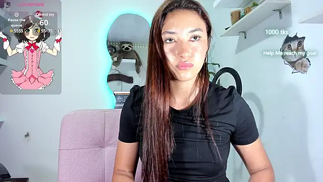 Snapshot of emily_palmeer chatting on March 22, 12:57 pm emily palmeer online show from March 22, 12:57 pm