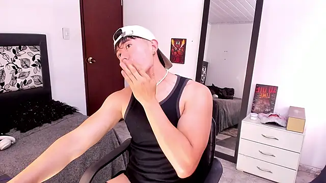 Snapshot of setsuna10 chatting on February 24, 8:58 pm setsuna10 online show from February 24, 8:58 pm