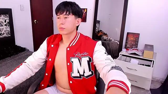 Snapshot of setsuna10 chatting on March 8, 12:44 am setsuna10 online show from March 8, 12:44 am