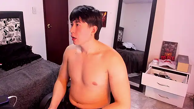 Snapshot of setsuna10 chatting on March 21, 12:07 am setsuna10 online show from March 21, 12:07 am