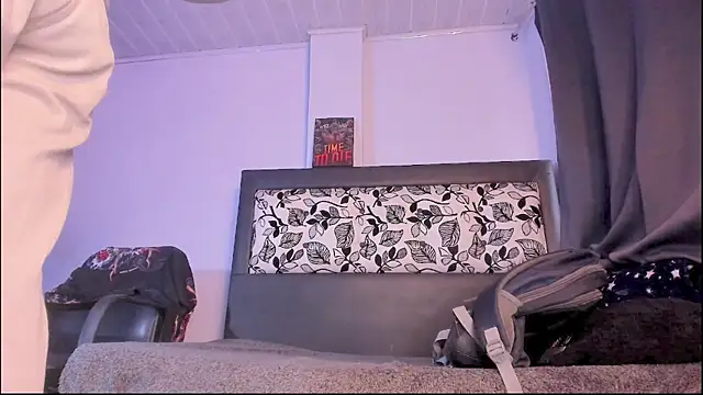 Snapshot of setsuna10 chatting on November 15, 10:15 pm setsuna10 online show from November 15, 10:15 pm