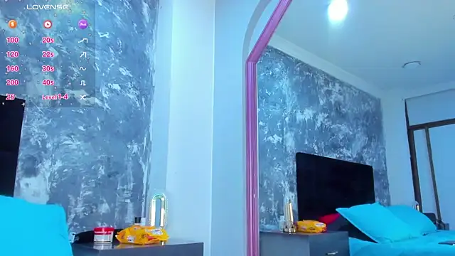 AuroraRojas online show from January 18, 12:13 am