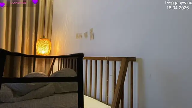 JacyWinslat online show from April 19, 11:42 am