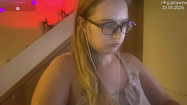 Snapshot of JacyWinslat chatting on May 23, 10:03 pm JacyWinslat online show from May 23, 10:03 pm