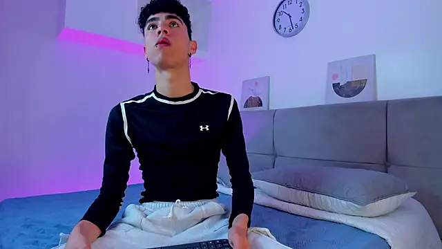 NeoRaptis online show from January 7, 7:59 pm