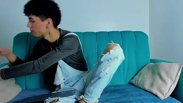 NeoRaptis online show from February 5, 8:04 pm