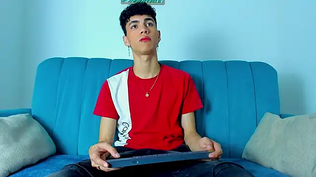 NeoRaptis online show from March 3, 8:21 pm