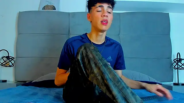 NeoRaptis online show from March 10, 8:23 pm