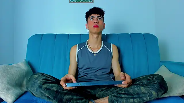 NeoRaptis online show from March 16, 1:06 pm