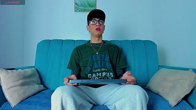 NeoRaptis online show from March 18, 8:15 pm