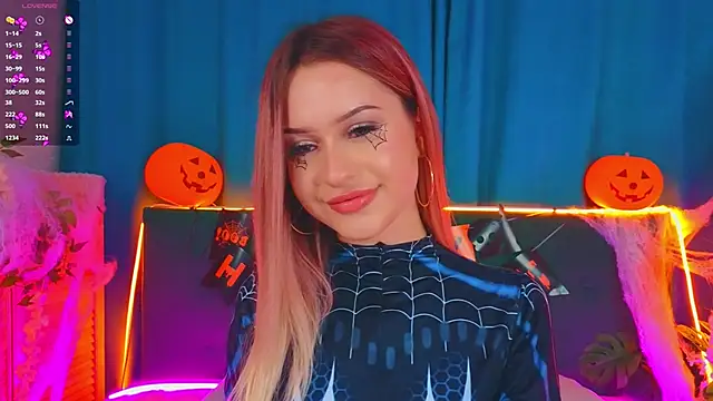 AlinaWalters online show from October 28, 8:44 pm