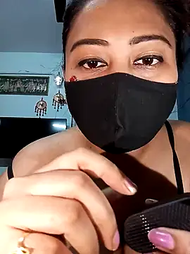 Snapshot of Cute-mona chatting on February 4, 7:44 pm Cute-mona online show from February 4, 7:44 pm