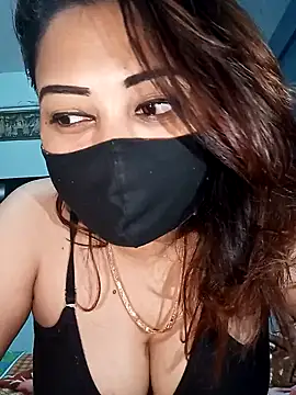 Snapshot of Cute-mona chatting on February 10, 8:10 pm Cute-mona online show from February 10, 8:10 pm