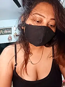 Snapshot of Cute-mona chatting on February 12, 12:44 pm Cute-mona online show from February 12, 12:44 pm