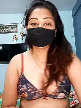 Snapshot of Cute-mona chatting on February 12, 7:45 pm Cute-mona online show from February 12, 7:45 pm