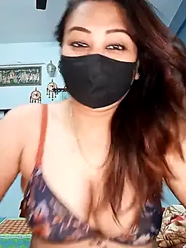 Snapshot of Cute-mona chatting on February 14, 8:15 pm Cute-mona online show from February 14, 8:15 pm