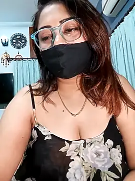 Snapshot of Cute-mona chatting on March 5, 10:54 pm Cute-mona online show from March 5, 10:54 pm