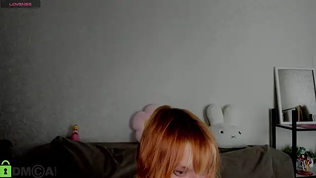 Snapshot of Little_Chips chatting on June 27, 5:18 pm Little Chips online show from June 27, 5:18 pm