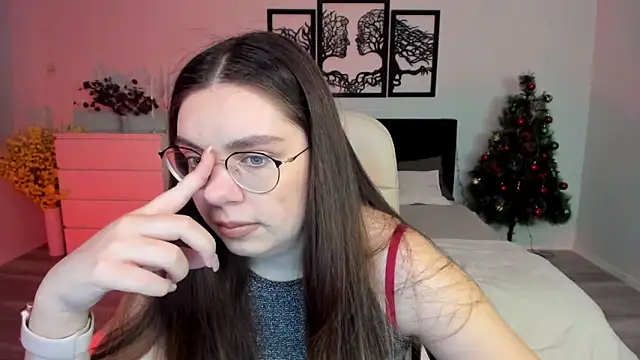 DaniellaLovely online show from December 20, 11:43 am