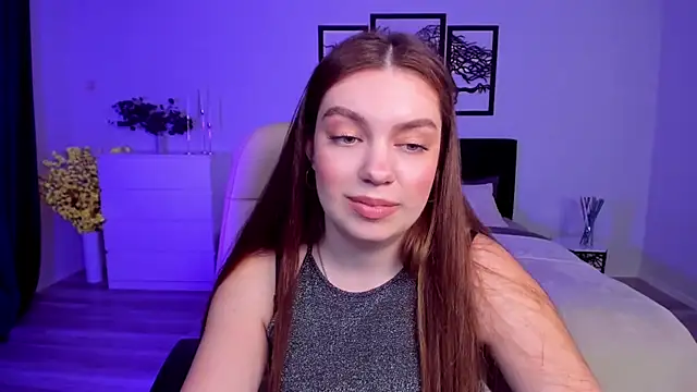 DaniellaLovely online show from January 31, 3:00 pm