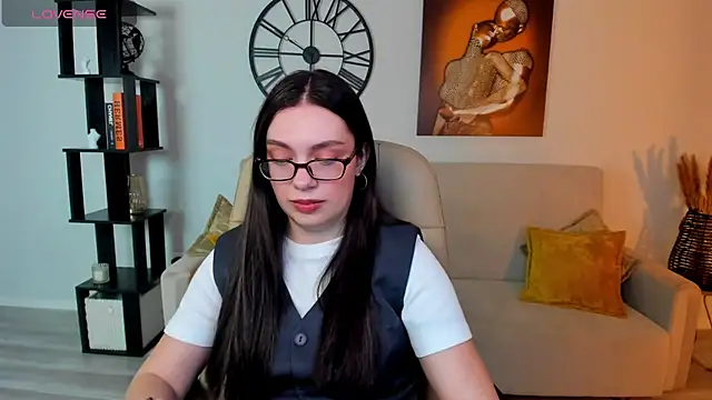 DaniellaLovely online show from March 11, 11:23 am