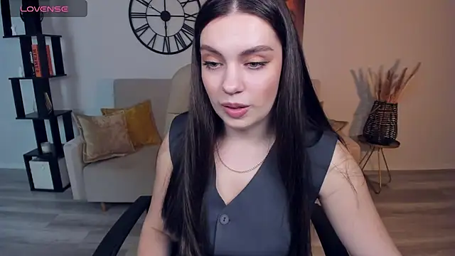 DaniellaLovely online show from March 20, 2:42 pm