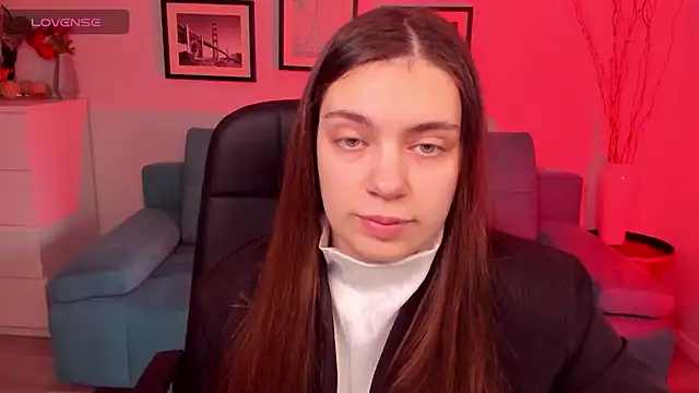 DaniellaLovely online show from December 4, 7:06 am