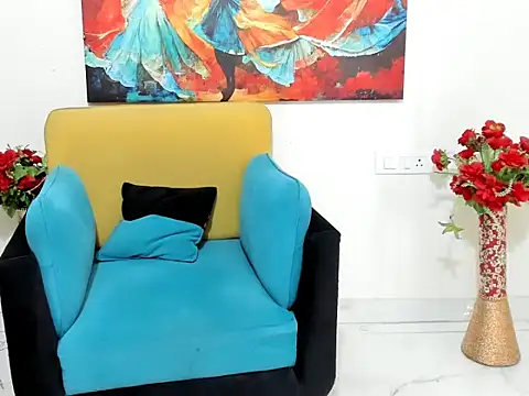 evaaelfiee online show from April 22, 3:20 am