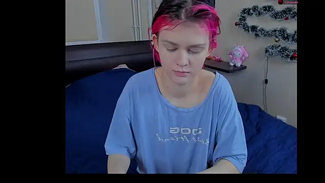 JulieTaylors online show from April 7, 10:20 pm